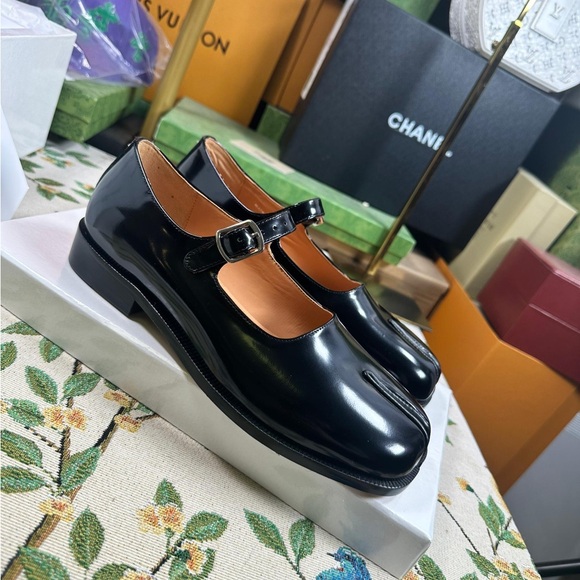 Maison Martin Margiela Black Tabi Mary Jane Flats - Picture 7 of 8